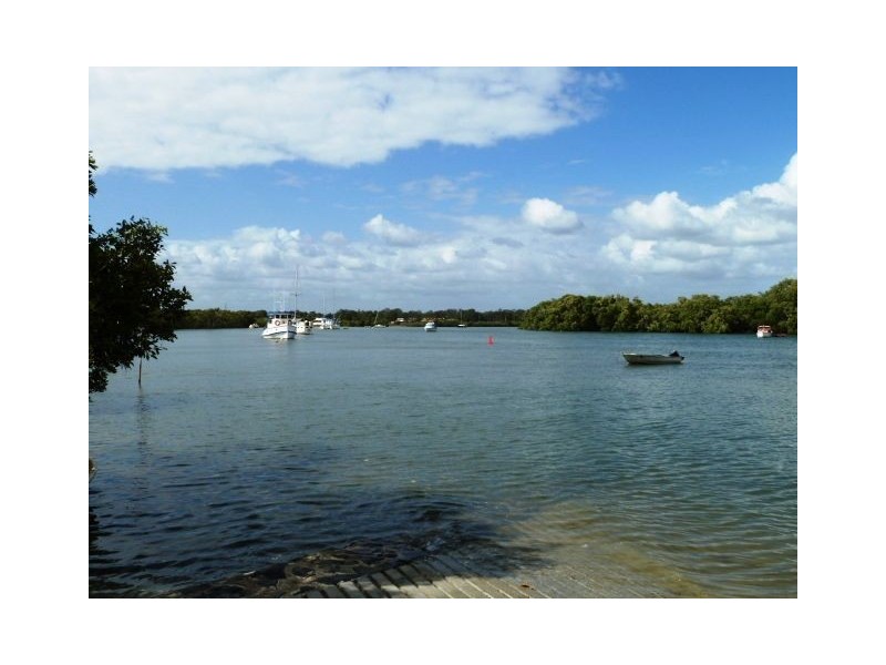 96 Queens Esplanade, Thorneside QLD 4158