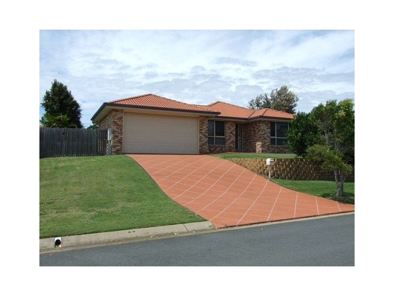 4 Portland Pde, Redland Bay QLD 4165