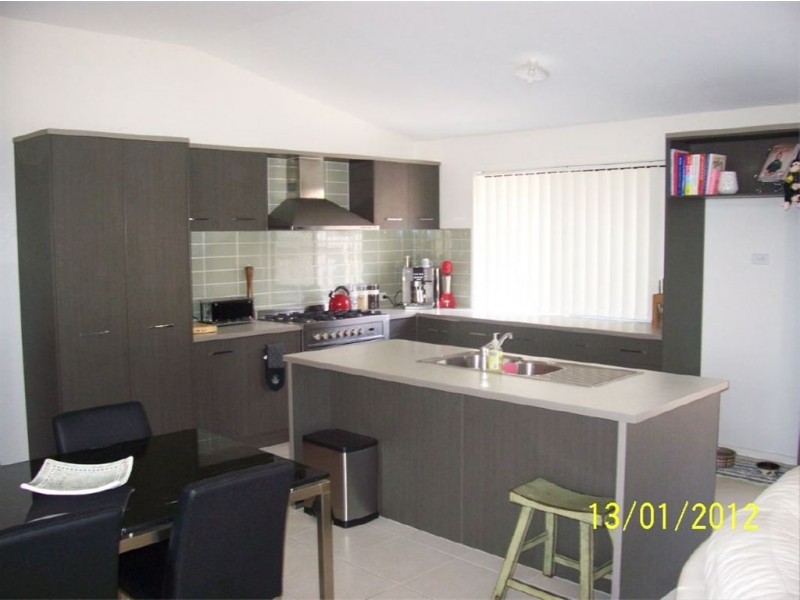 25 Treetop Place, Manly West QLD 4179