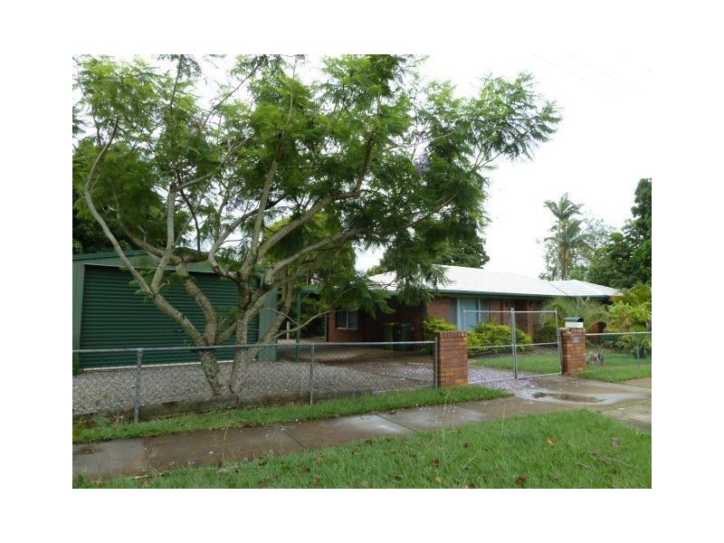 107 Broadwater Terrace, Redland Bay QLD 4165