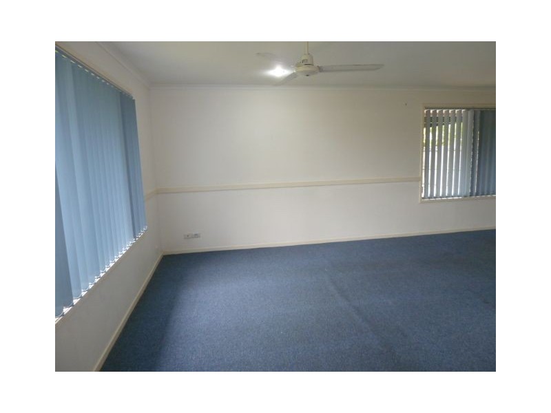 107 Broadwater Terrace, Redland Bay QLD 4165