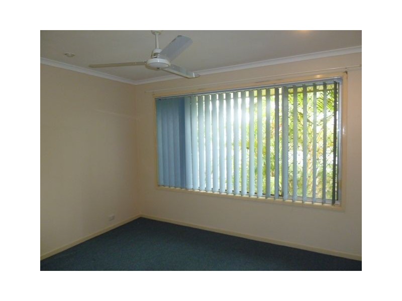 107 Broadwater Terrace, Redland Bay QLD 4165