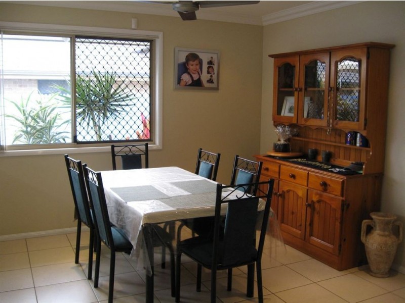37 Parklink Drive, Redland Bay QLD 4165