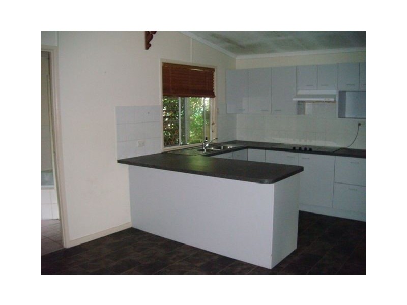95 Railway Parade, Thorneside QLD 4158