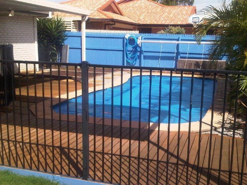 37 Parklink Drive, Redland Bay QLD 4165