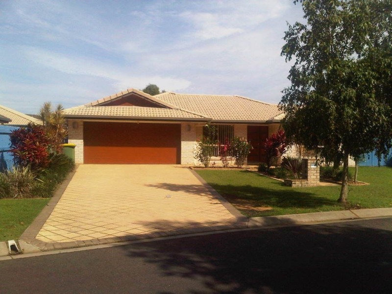 37 Parklink Drive, Redland Bay QLD 4165
