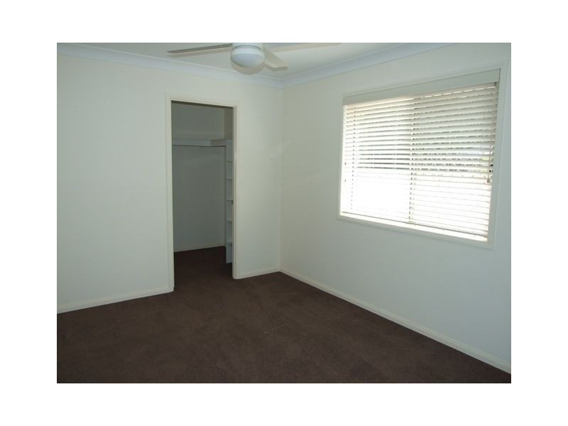 39 Spinnaker Circuit, Redland Bay QLD 4165