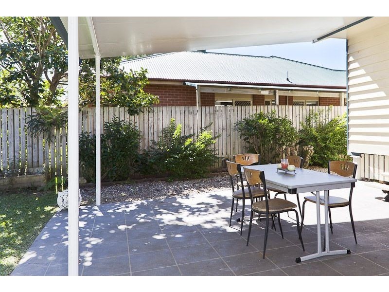 127 Main Street, Redland Bay QLD 4165