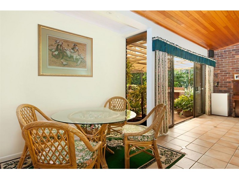 88 Henderson Rd, Sheldon QLD 4157