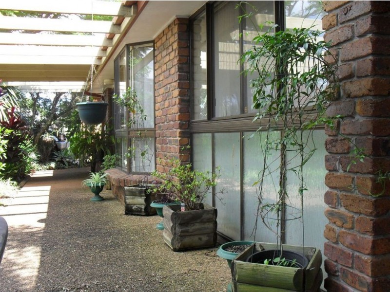 676 Old Cleveland Rd East, Wellington Point QLD 4160