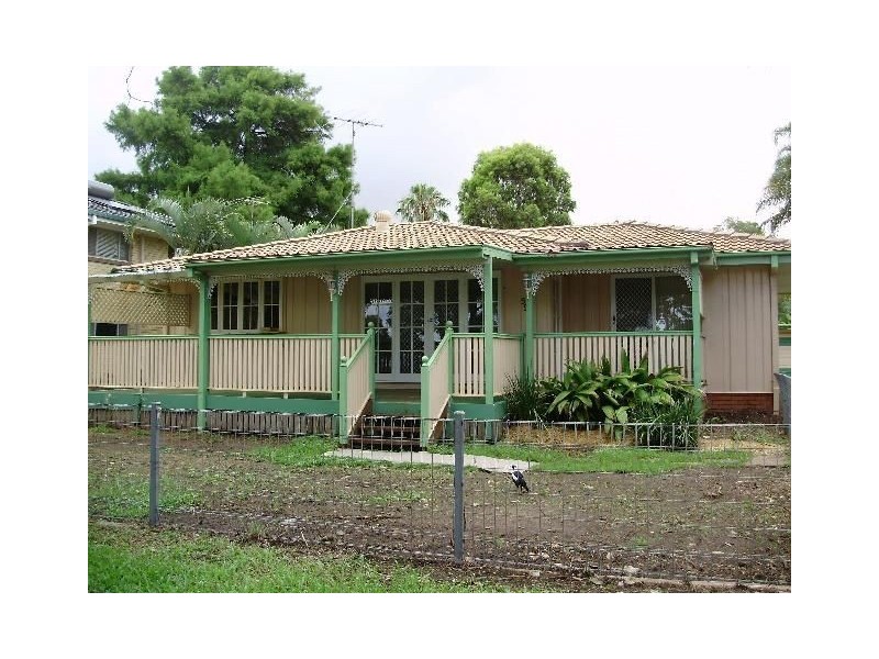 59 Banana Street, Redland Bay QLD 4165