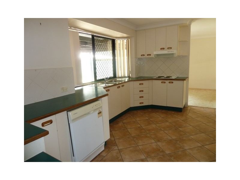 18 Glen Road, Victoria Point QLD 4165