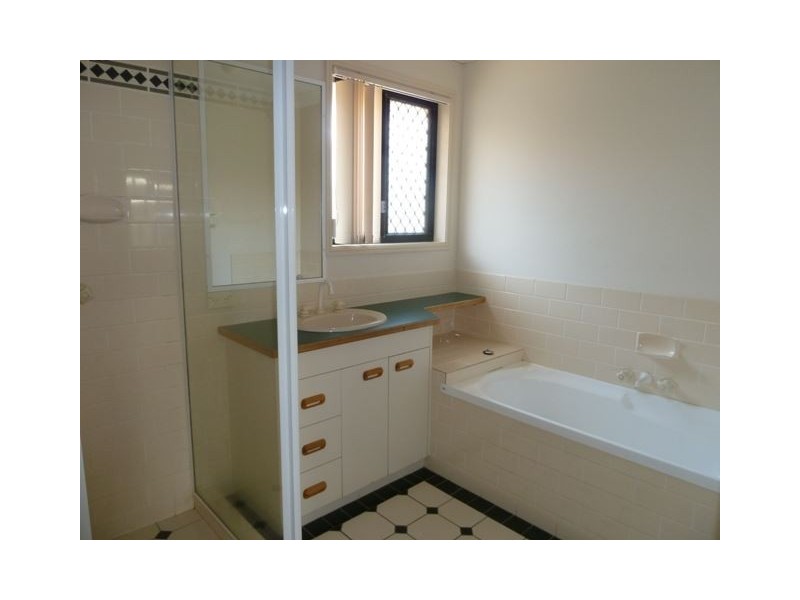 18 Glen Road, Victoria Point QLD 4165