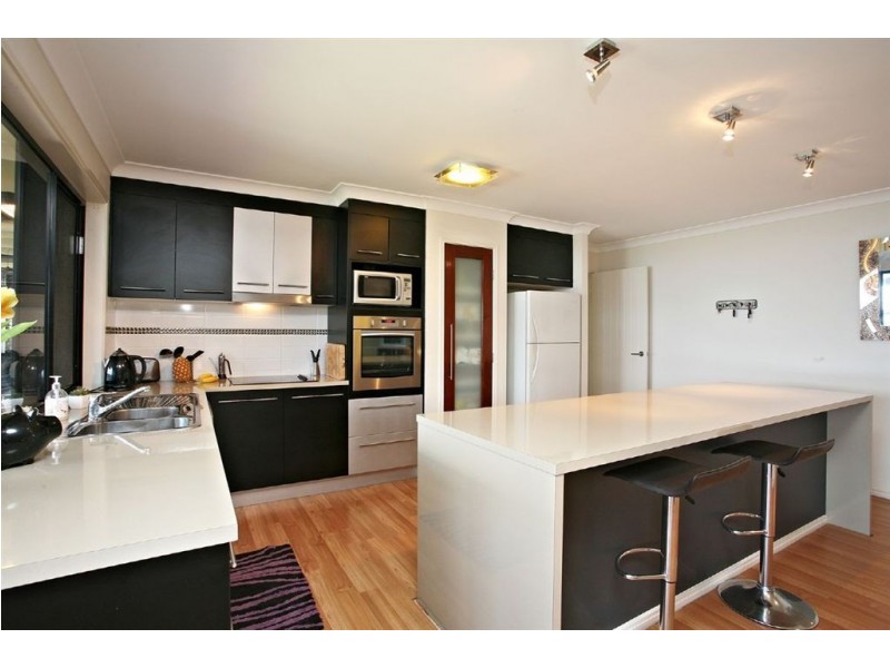 14 Syracuse St, Redland Bay QLD 4165