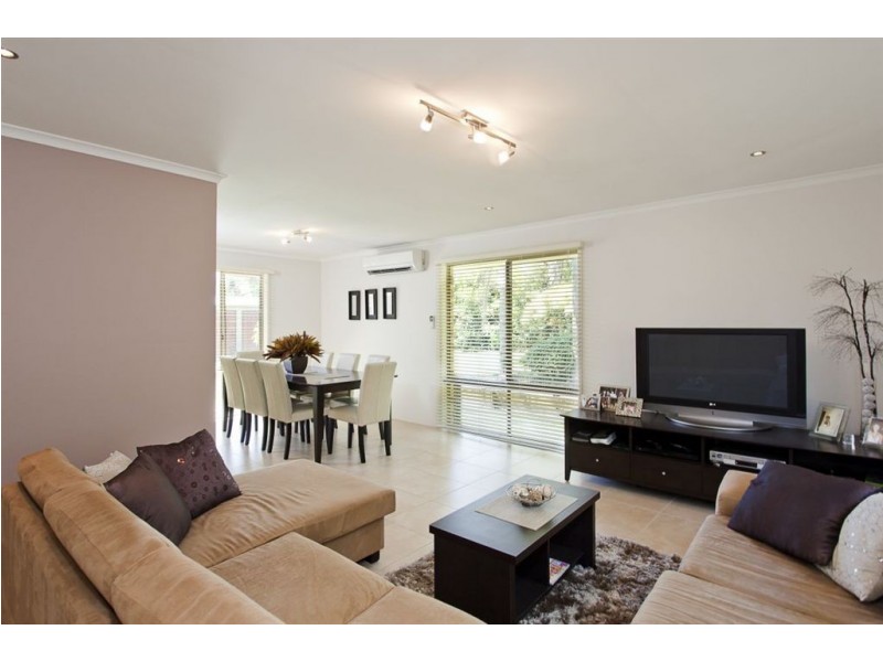 7 Barcrest Dr, Victoria Point QLD 4165