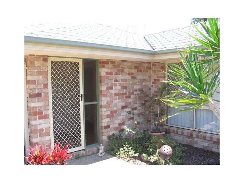 1/67 Benfer Road, Victoria Point QLD 4165