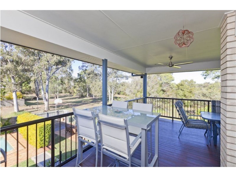 49 Schmidt St, Victoria Point QLD 4165