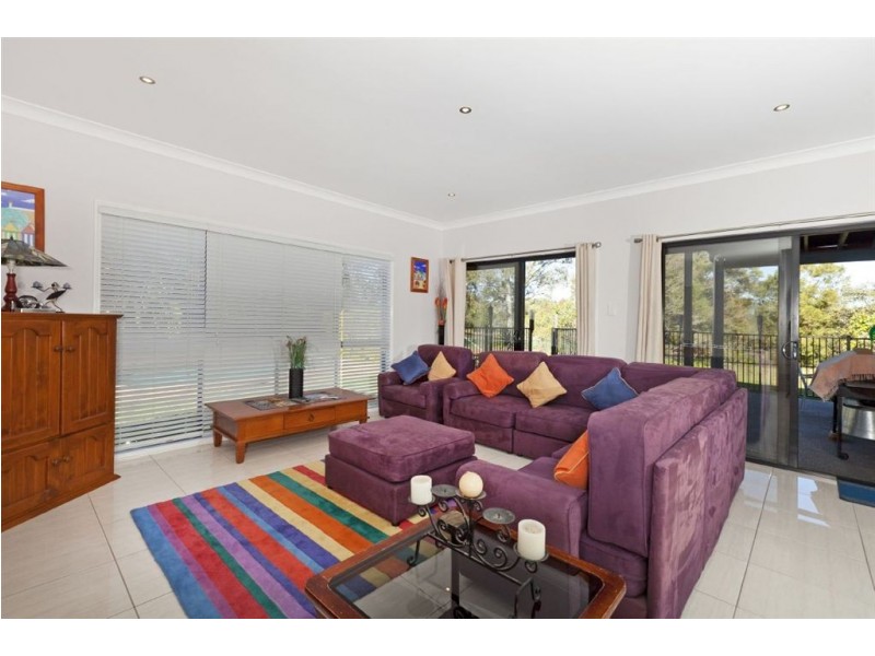 49 Schmidt St, Victoria Point QLD 4165