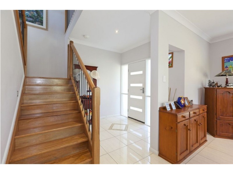 49 Schmidt St, Victoria Point QLD 4165