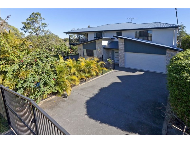 49 Schmidt St, Victoria Point QLD 4165