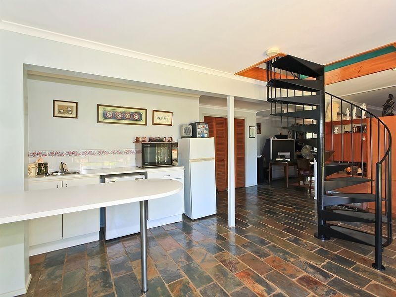 109-111 Broadwater Terrace, Redland Bay QLD 4165