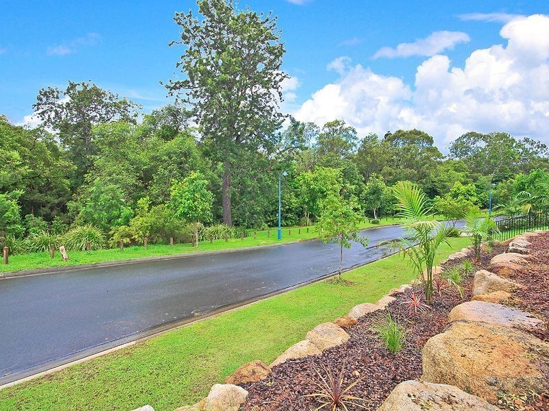 5 Parklink Drive, Redland Bay QLD 4165