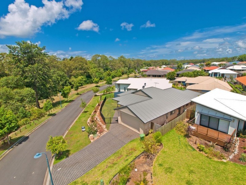 5 Parklink Drive, Redland Bay QLD 4165