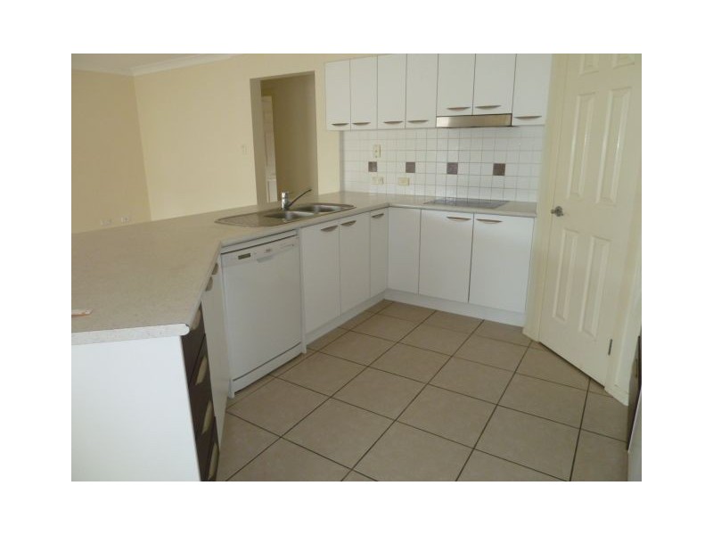 21 Caswell Crescent, Redland Bay QLD 4165