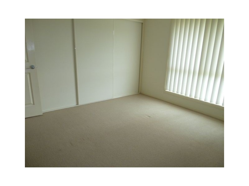 21 Caswell Crescent, Redland Bay QLD 4165