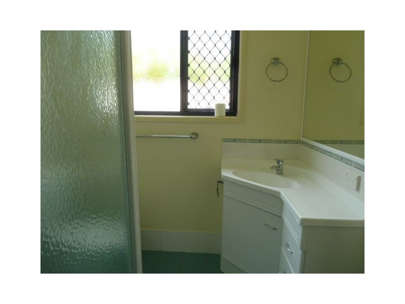 15 Seaholly Cres, Victoria Point QLD 4165