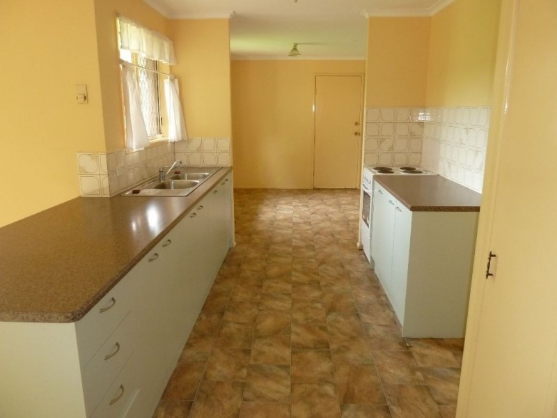 311 Cleveland Redland Bay Rd, Thornlands QLD 4164