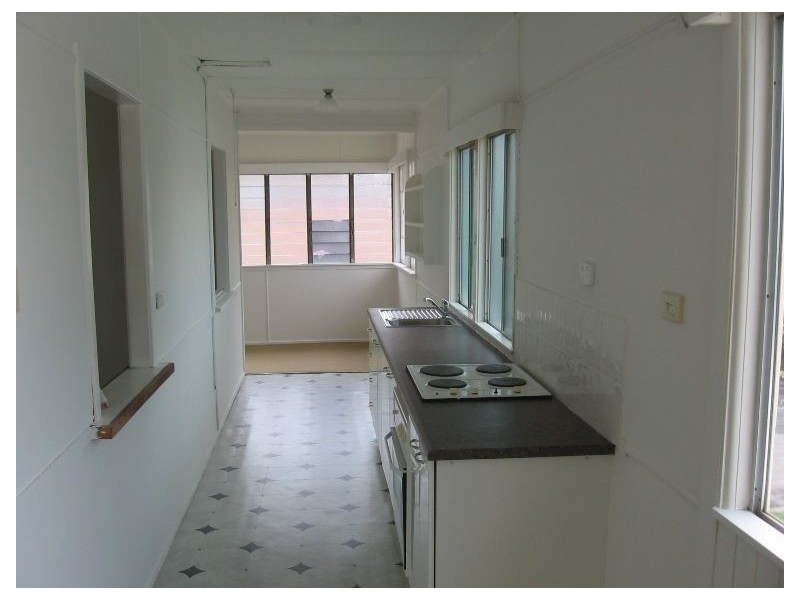 3/4 White Street, Victoria Point QLD 4165