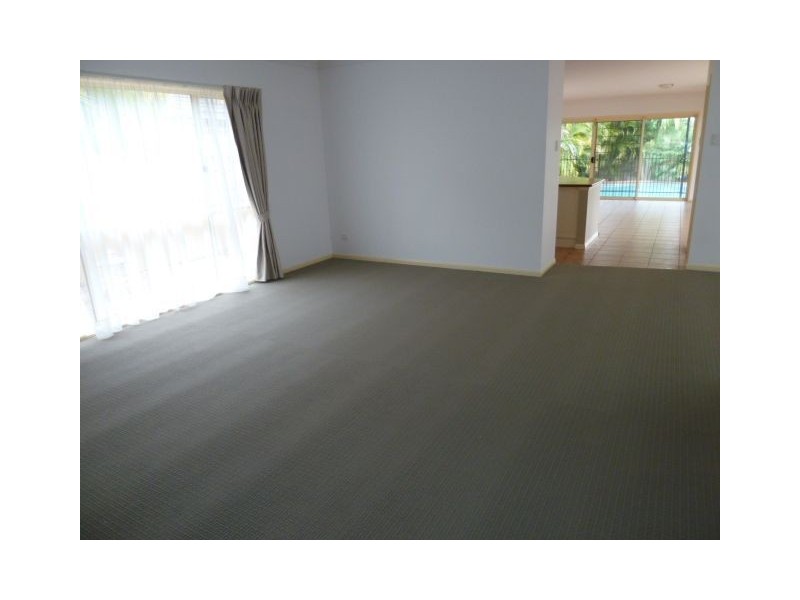 13 Mathison Court, Redland Bay QLD 4165