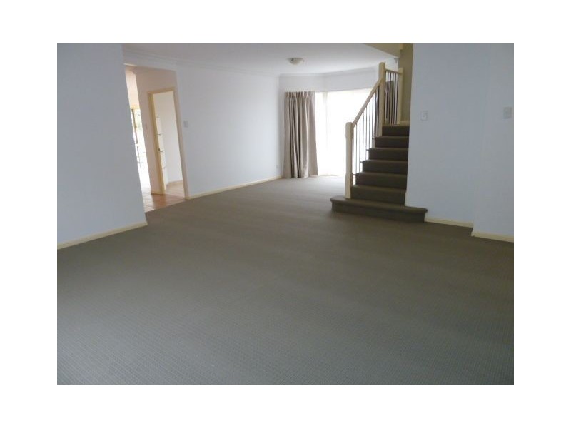 13 Mathison Court, Redland Bay QLD 4165