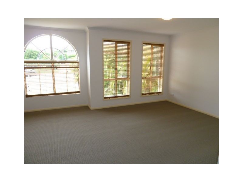 13 Mathison Court, Redland Bay QLD 4165