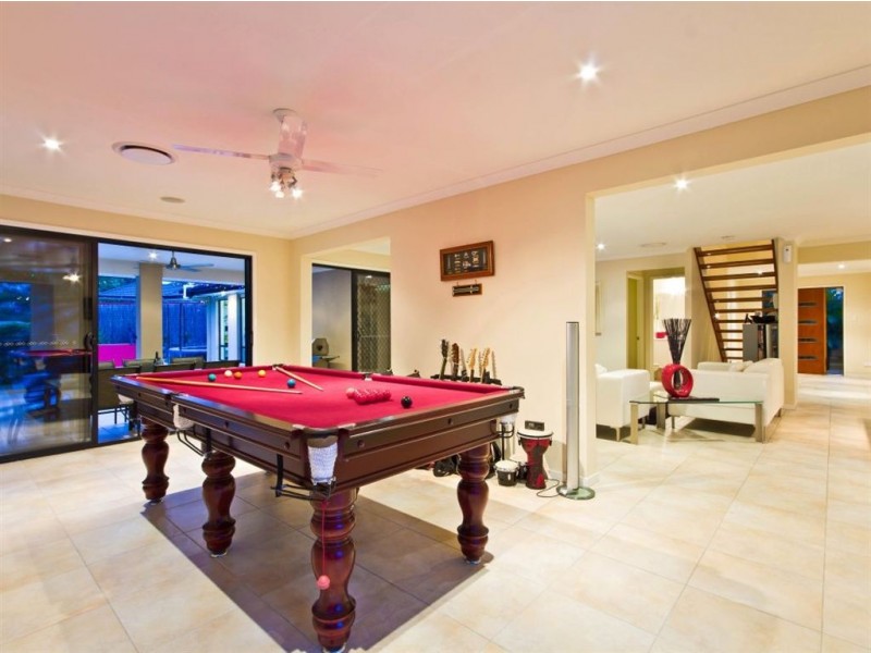 12 Ebony Cres, Redland Bay QLD 4165