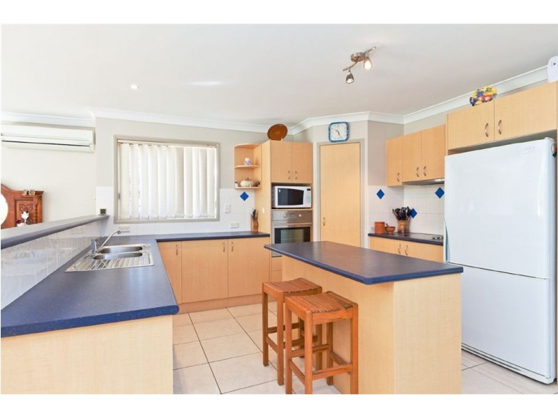 7 McConechy Drive, Victoria Point QLD 4165