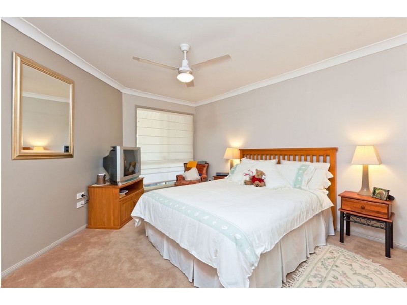 7 McConechy Drive, Victoria Point QLD 4165