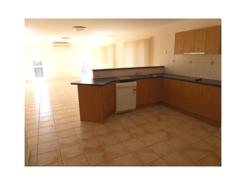 12 Torquay Rd, Redland Bay QLD 4165