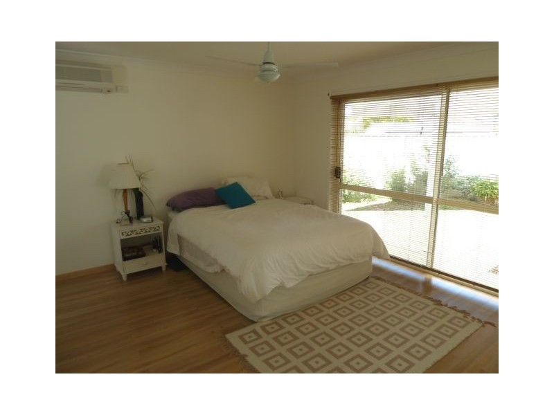 6 Crompton Crt, Victoria Point QLD 4165