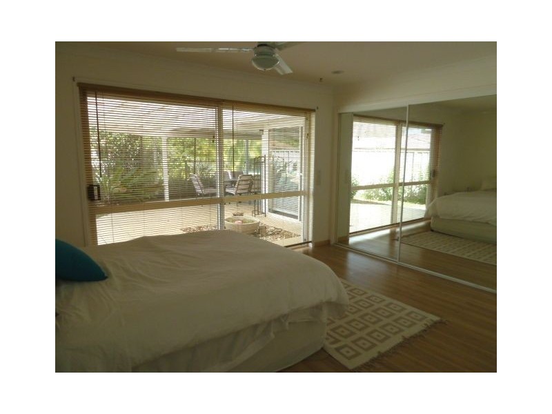 6 Crompton Crt, Victoria Point QLD 4165