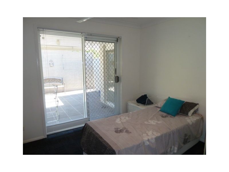 6 Crompton Crt, Victoria Point QLD 4165