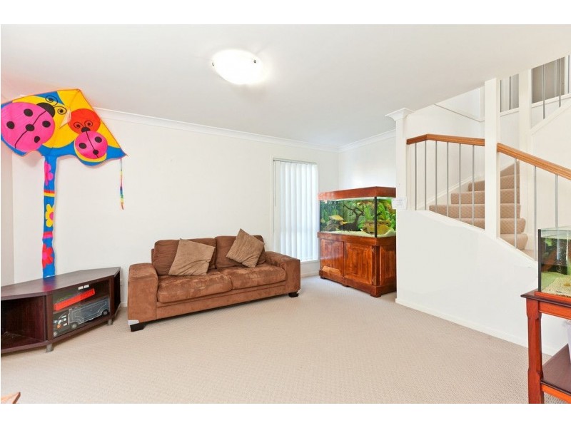 25 Magnetic Place, Redland Bay QLD 4165