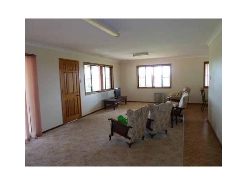 45 Giles Road, Redland Bay QLD 4165