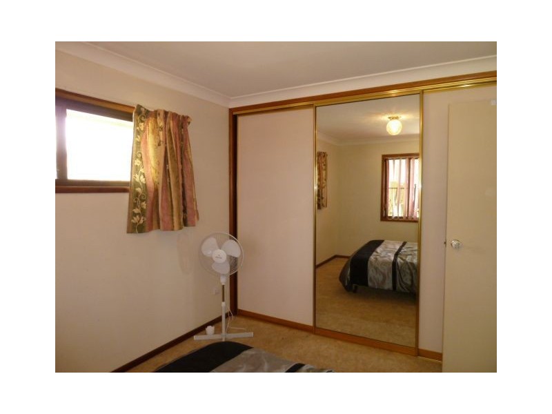 45 Giles Road, Redland Bay QLD 4165