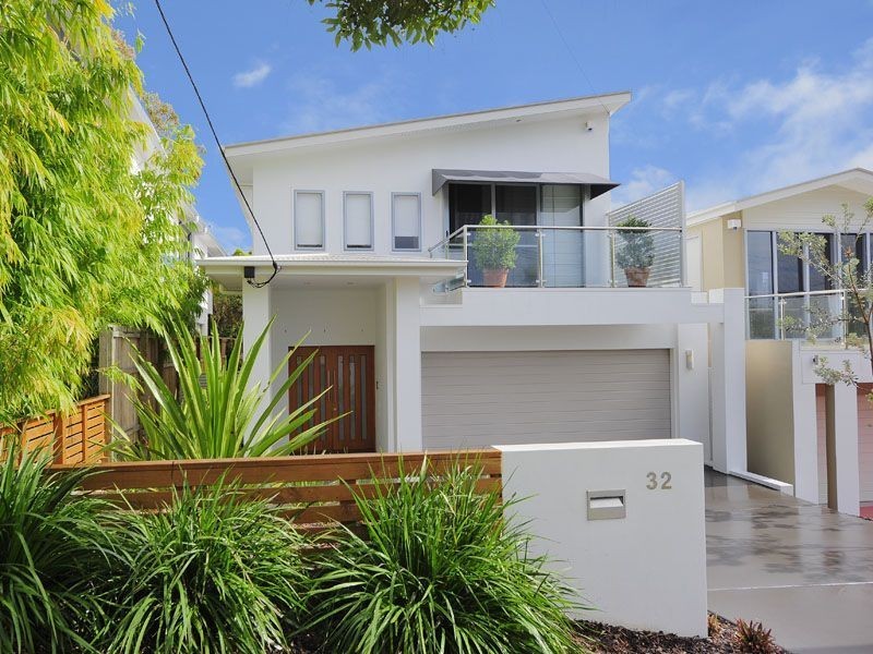 32 Taylor Street, Balmoral QLD 4171