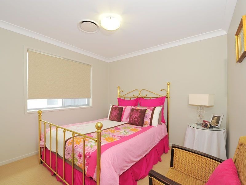 32 Taylor Street, Balmoral QLD 4171
