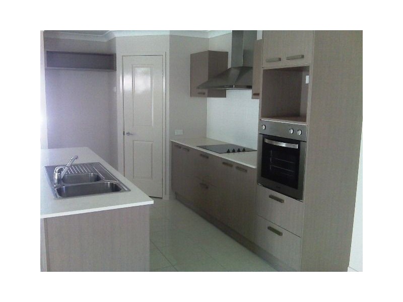 5 Pentecost Place, Redland Bay QLD 4165