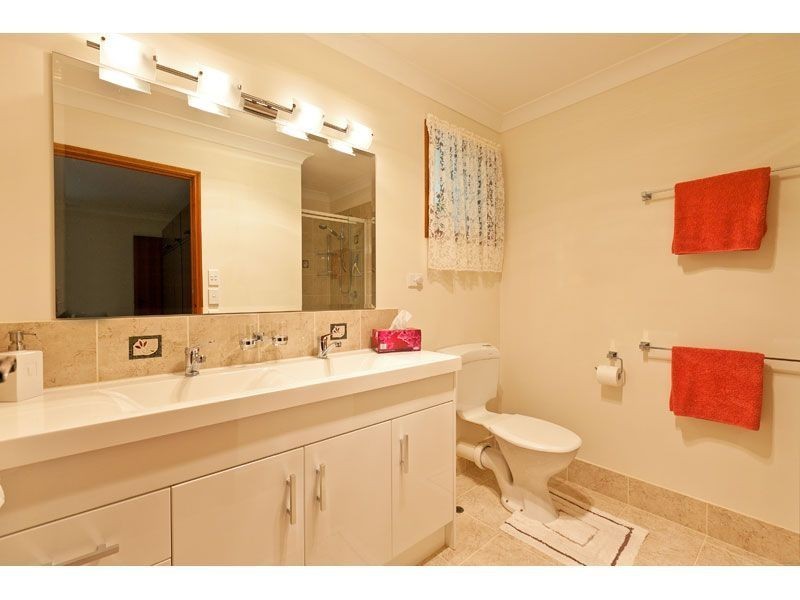 3 Gordonia Drive, Redland Bay QLD 4165