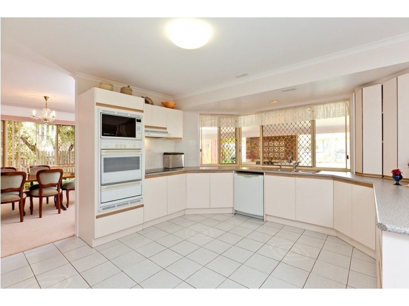 35 Adrian Street, Victoria Point QLD 4165